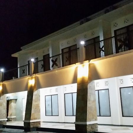 Tempatku Indonesian Restaurant And Rooms スンギギ エクステリア 写真