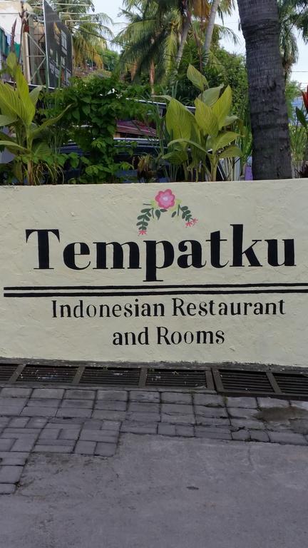 Tempatku Indonesian Restaurant And Rooms スンギギ エクステリア 写真